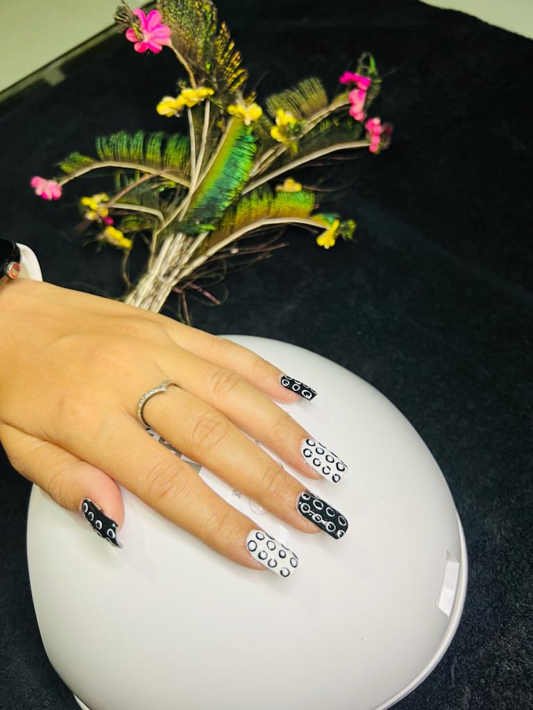 Glamup Salon Makeup Studio By Pooja