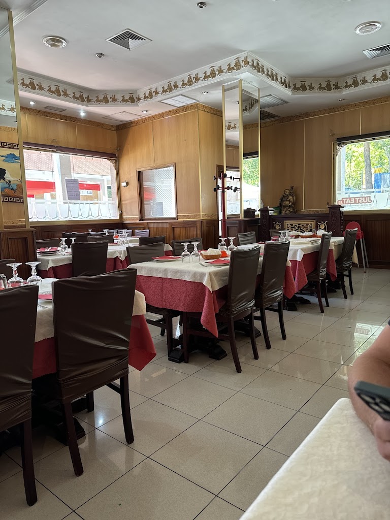 Wu Chang Restaurante — Ambiente