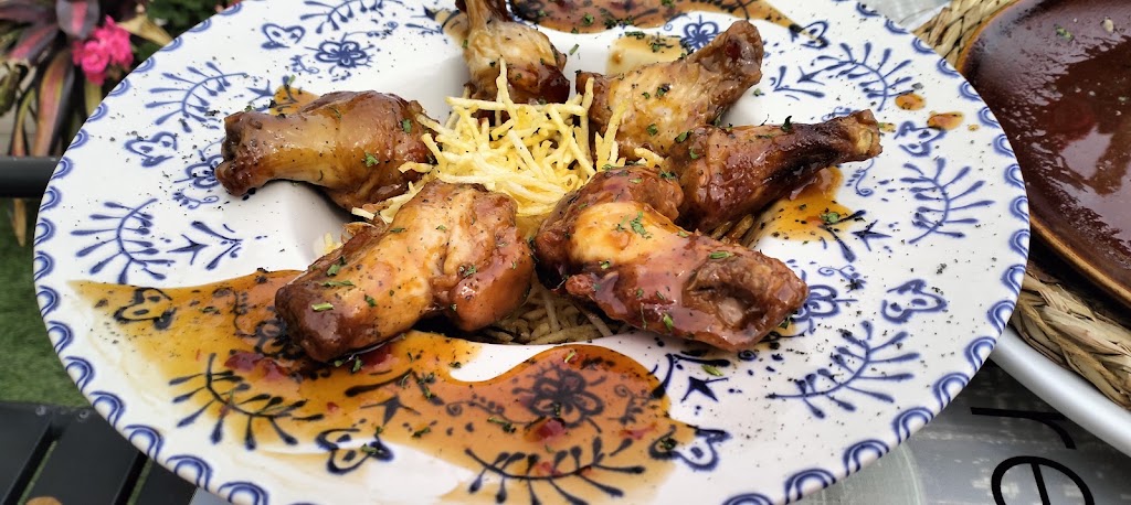 Detroit Las torres — Comida y bebida