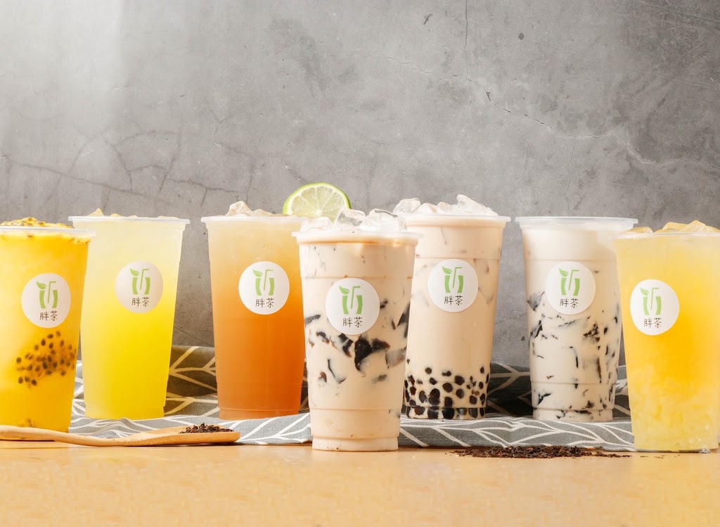 胖茶台東都蘭店/台東飲料推薦/都蘭特色飲料/台東必喝/鮮萃黑茶/黑奶茶/仙草凍拿鐵 的照片