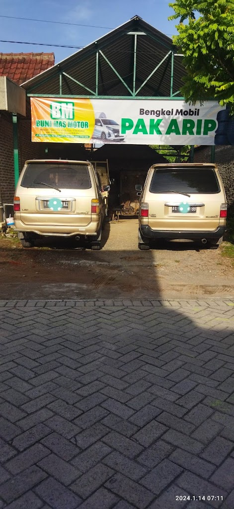 Bengkel mobil arip