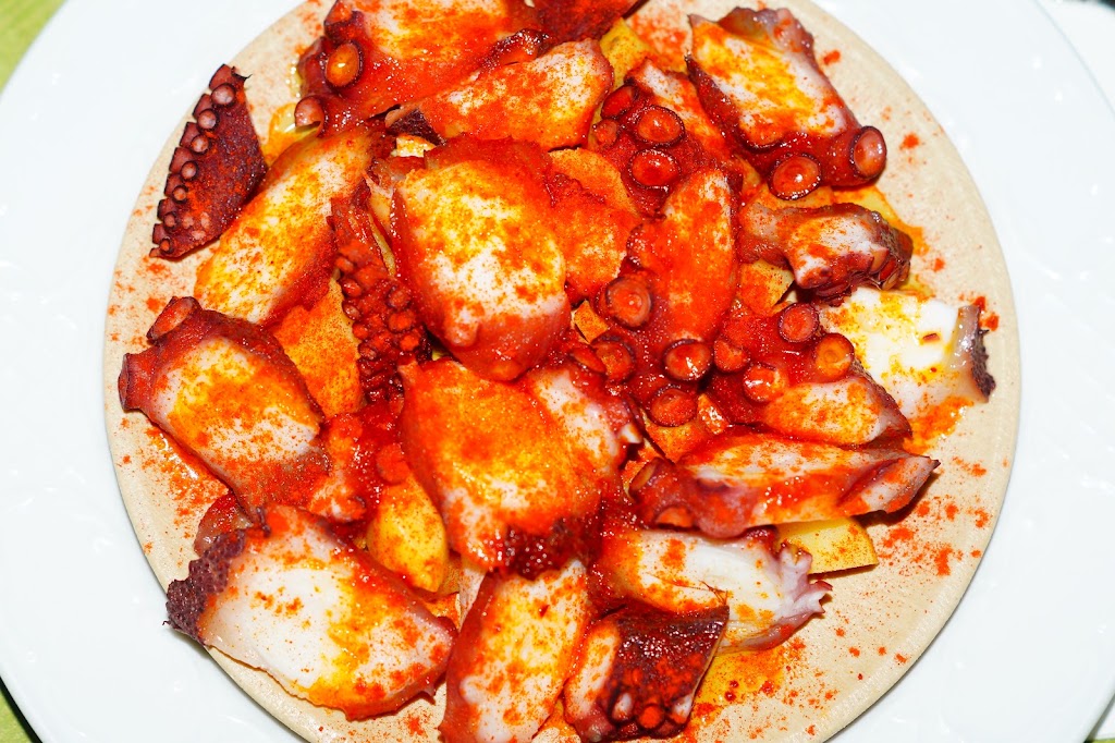 Restaurante El Rincon Leones — Comida y bebida