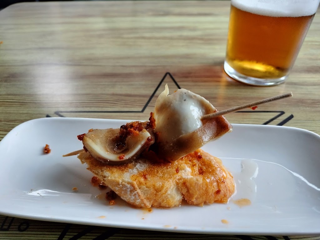 Bar Centro Extremeno Laudio — Comida y bebida