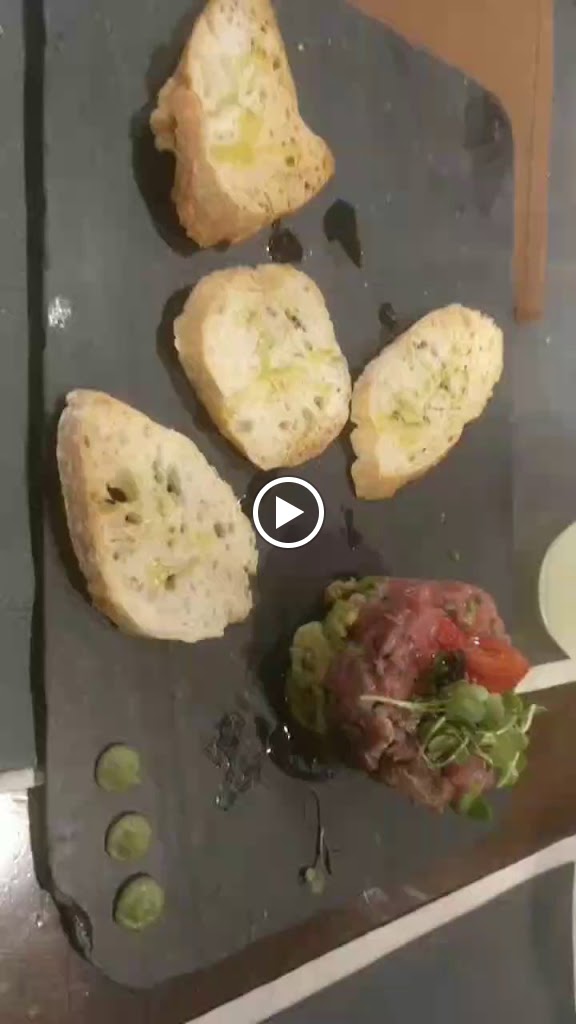 Restaurante de cocina castellana "Meson del Segoviano" — Videos