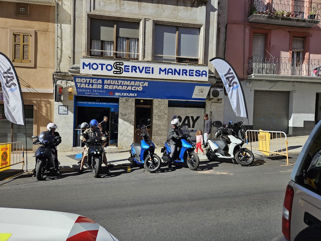 MotoServei Manresa — Casco de motocicleta