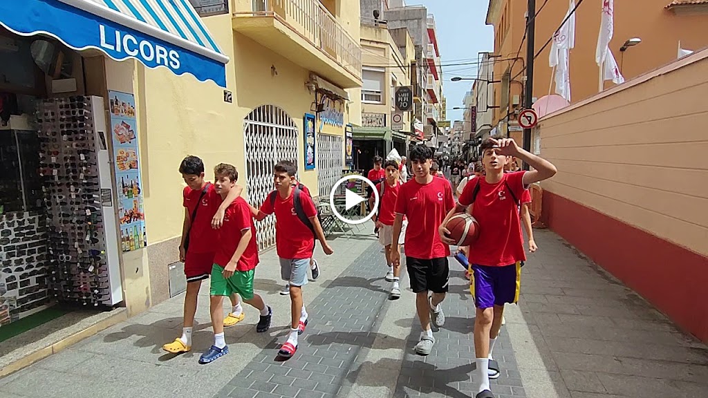 Restaurant Sant Pere 70 — Videos
