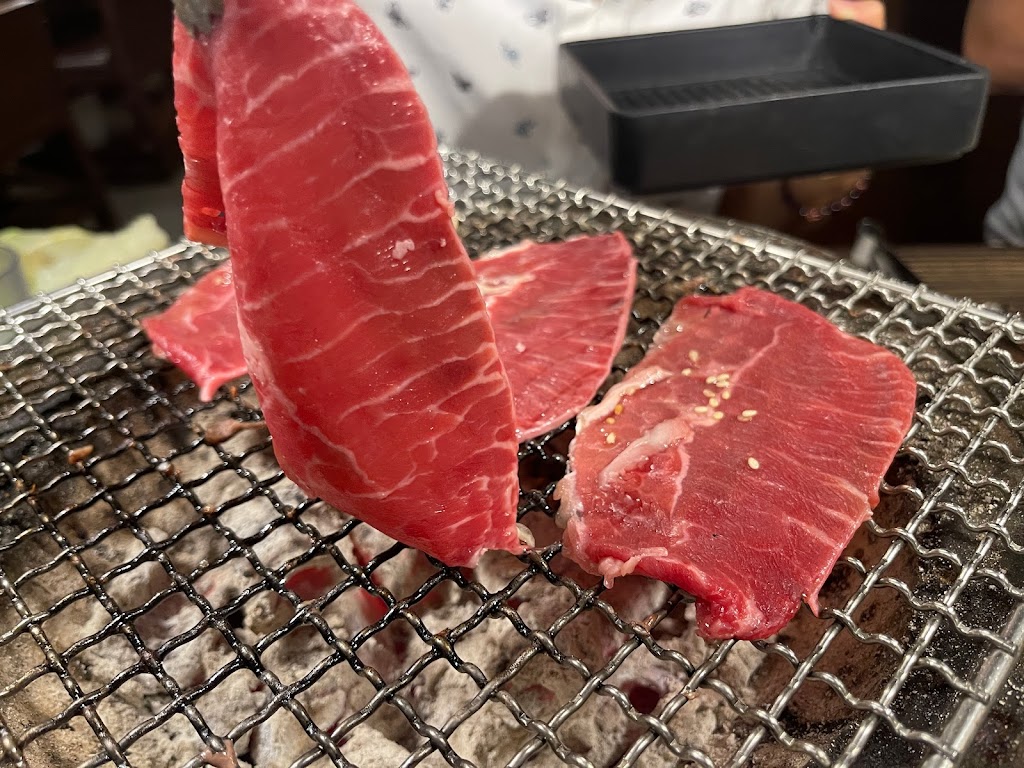 燒肉眾精緻炭火燒肉 台北吉林店 的照片