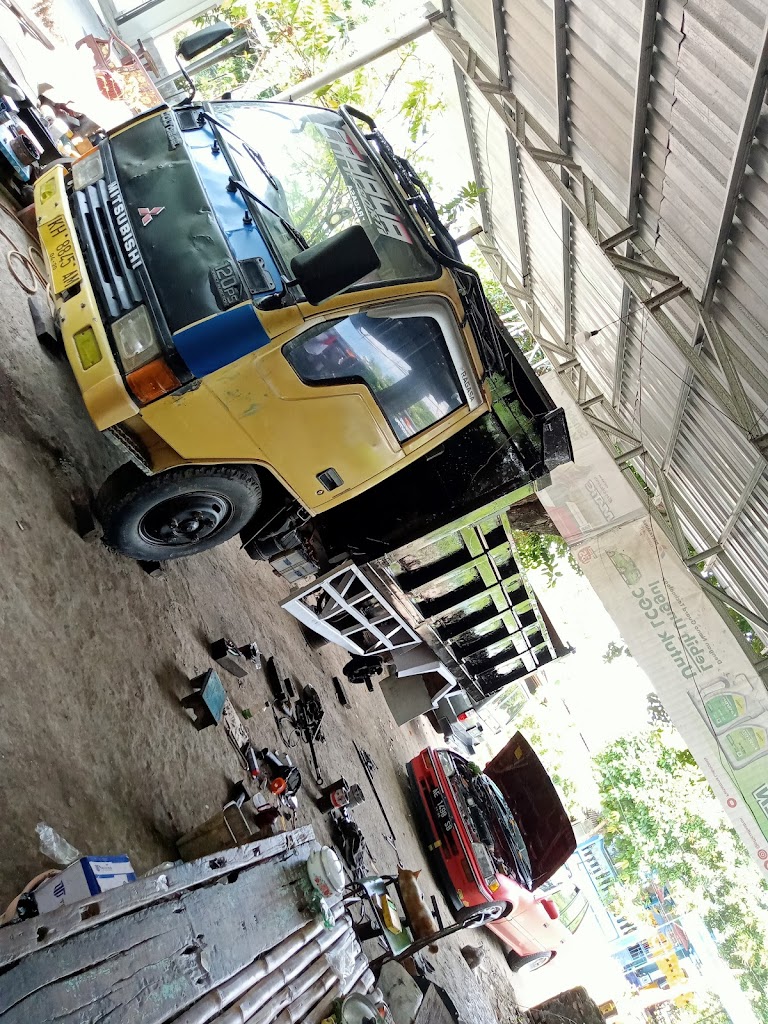 Bengkel Mobil Khozin
