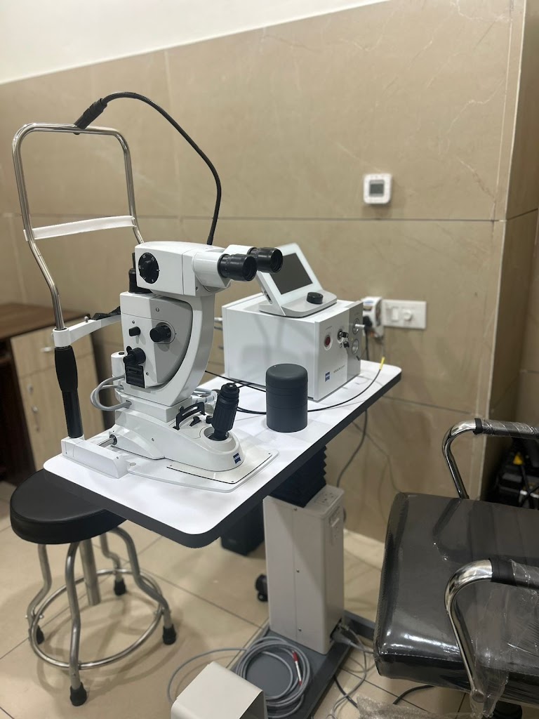 Narang Netralaya Eye Hospital Retina Centre