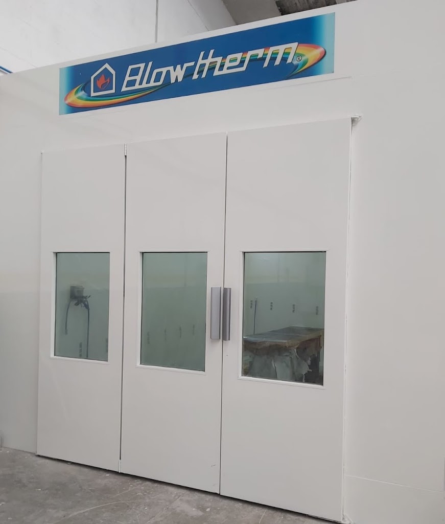 TALLERES HERMANOS KM — Exterior