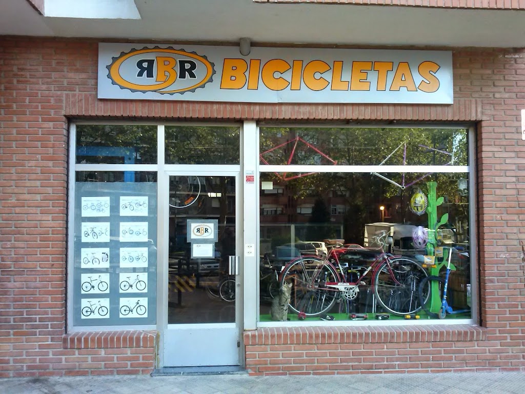 Rbr-Gasteiz Taller de Bicicletas, Reparacion Bicicletas y Recambios Gasteiz S.L. — Exterior