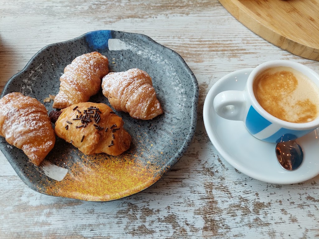 Cafecito's — Comida y bebida