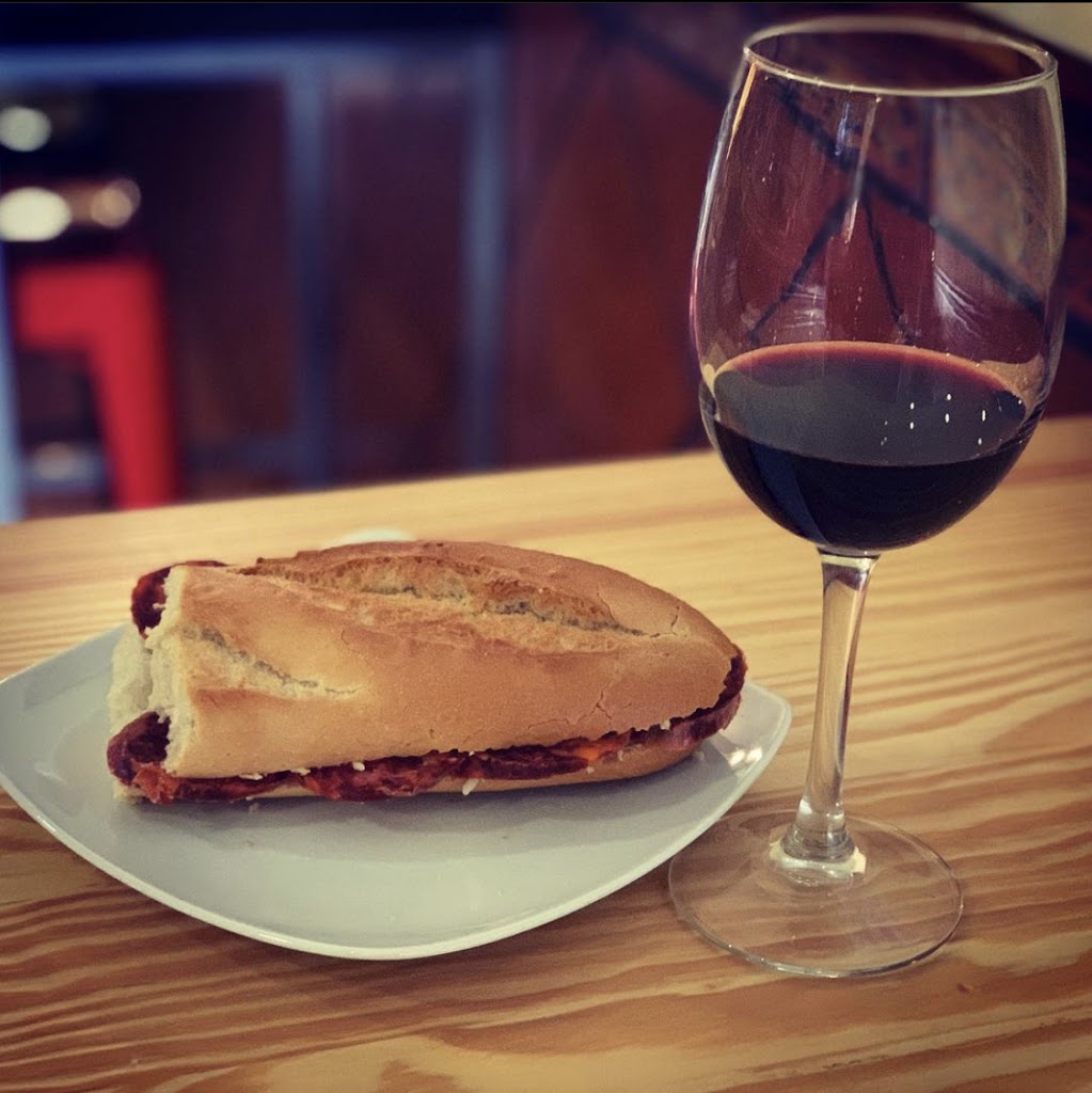 Bar la Tinaja — Del propietario