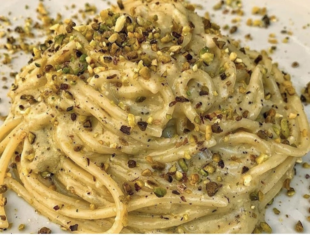 Trattoria Nicola — Comida y bebida
