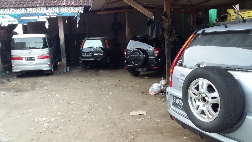 Bengkel Mobil Sri Rejeki