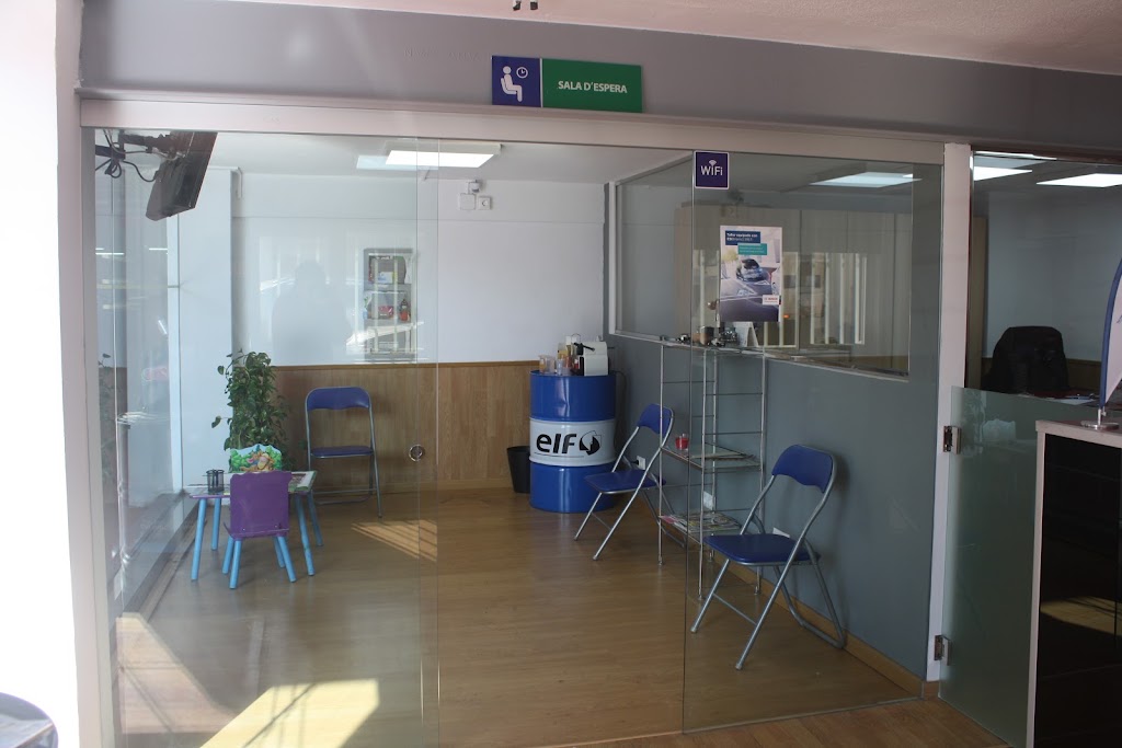 ESTEVAL S.L. — Interior