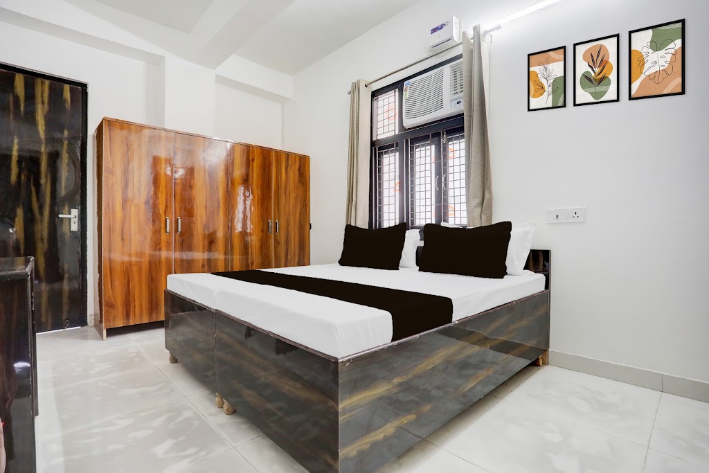 Hotel O Giriraj Residency