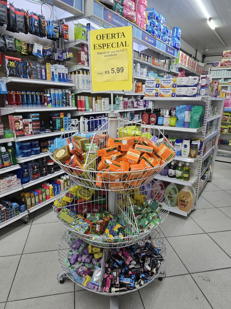 Farmacia e Drogarias Max - Ribeira, Ilha do Governador Rio de Janeiro, RJ — Mas recientes
