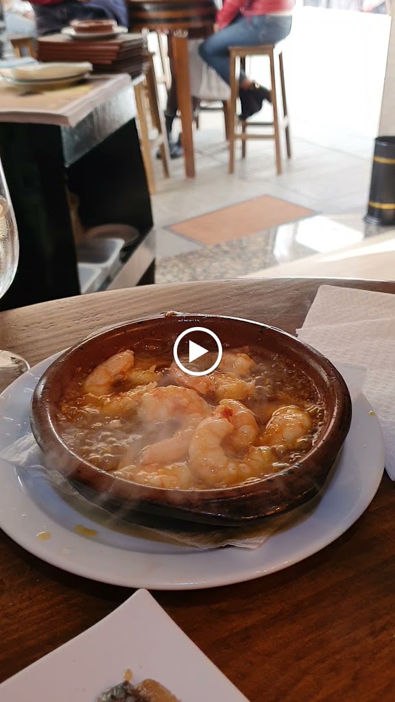 Bodegas La Venencia Marbella — Ambiente