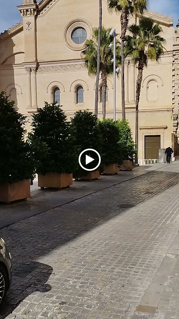 LA FONTANA — Videos