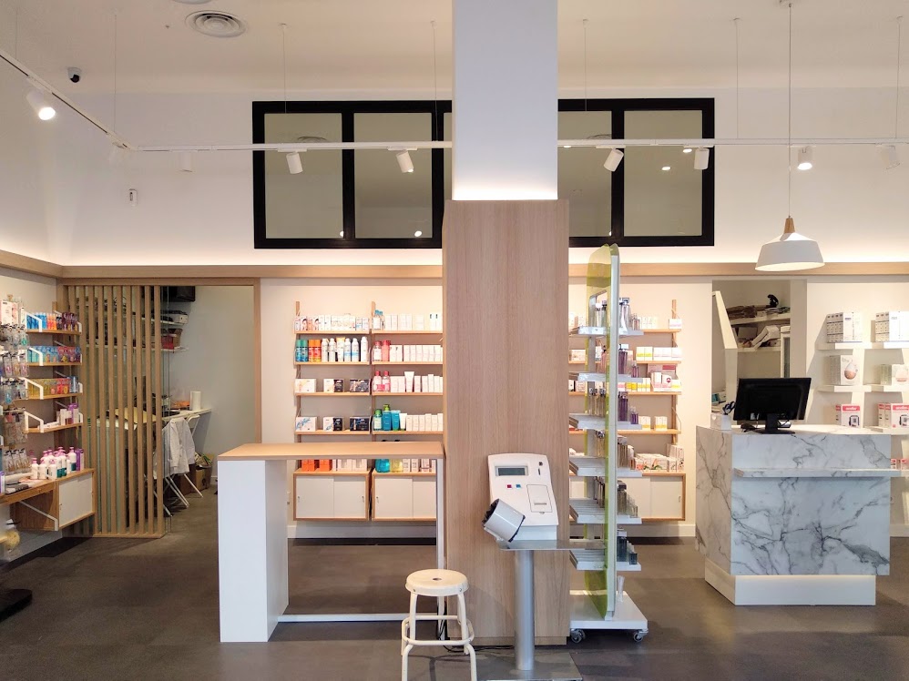 Farmacia FarmaParla — Del propietario