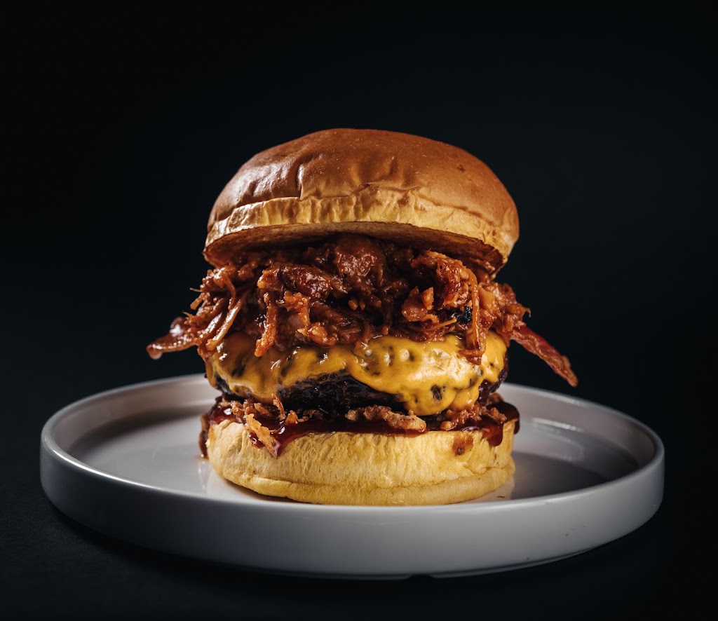 Berty's Burger Pamplona — Comida y bebida
