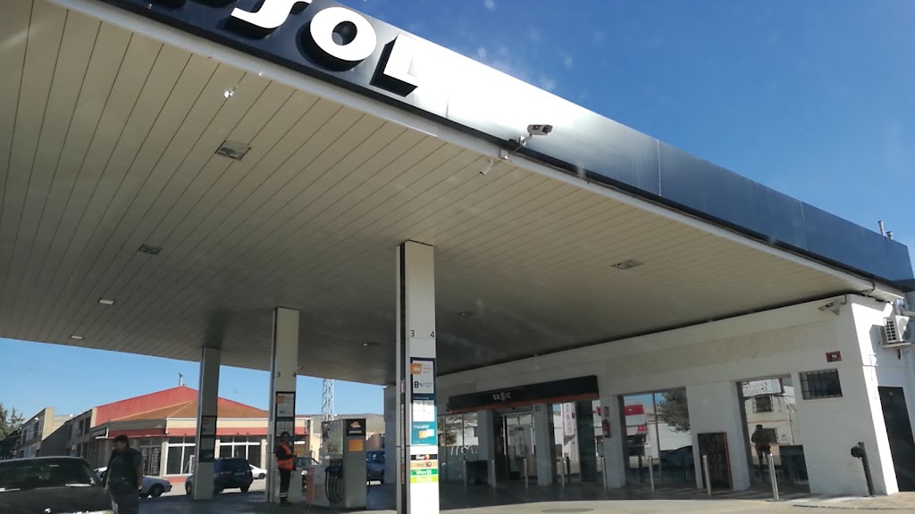 Estacion de Servicio Repsol — Surtidor de combustible
