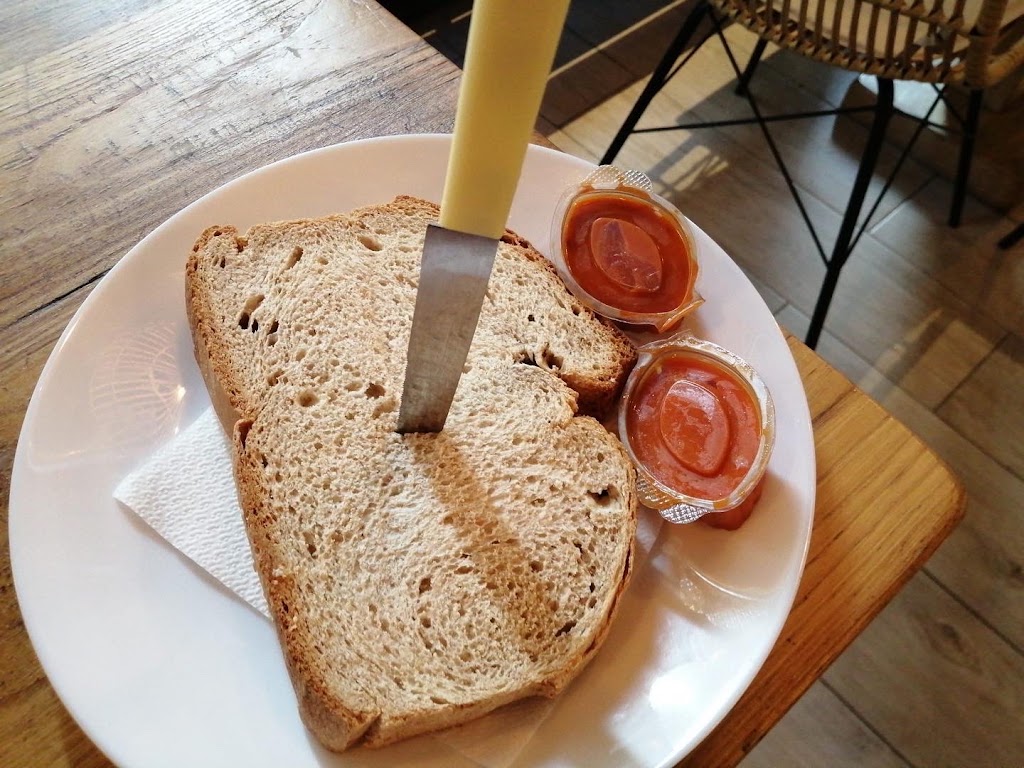 La Ruleta De Lopez — Comida y bebida