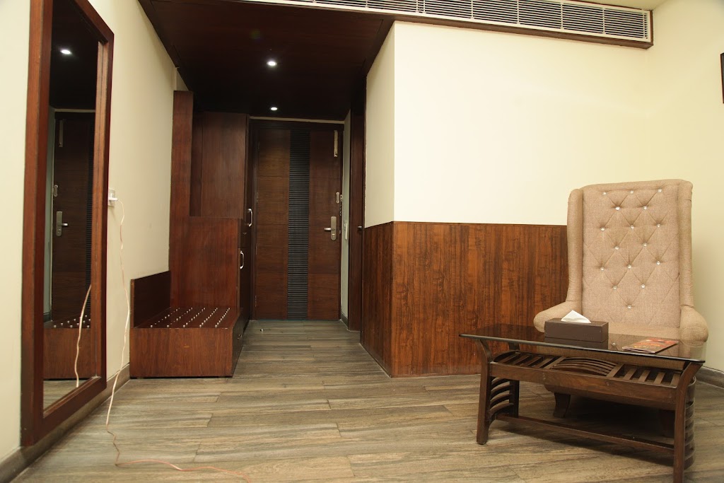 Hotel Amber Residency Hoshiarpur