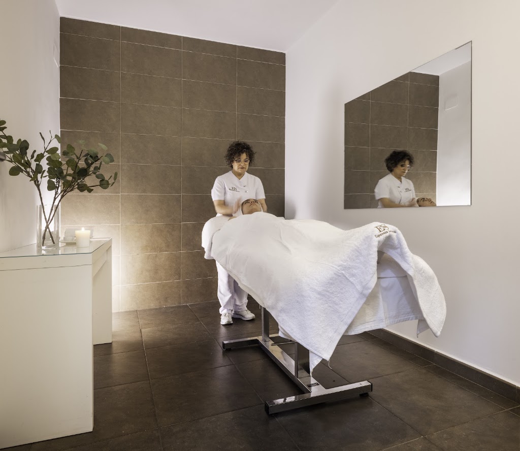Esperanza Serrano tratamientos esteticos — Del propietario
