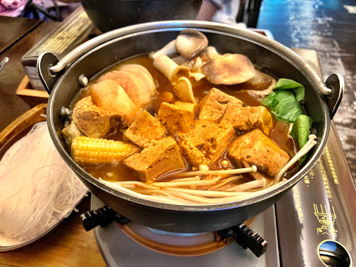 盛豐精緻麻辣-臭豆腐鴨血鍋 的照片