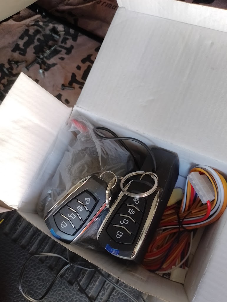 Awang Garage variasi mobil jember