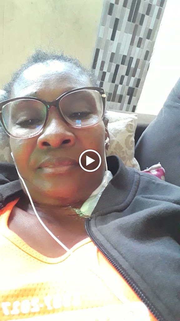Aparcament gratuit — Videos