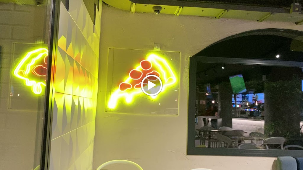 Estacion de Servicio Repsol — Videos