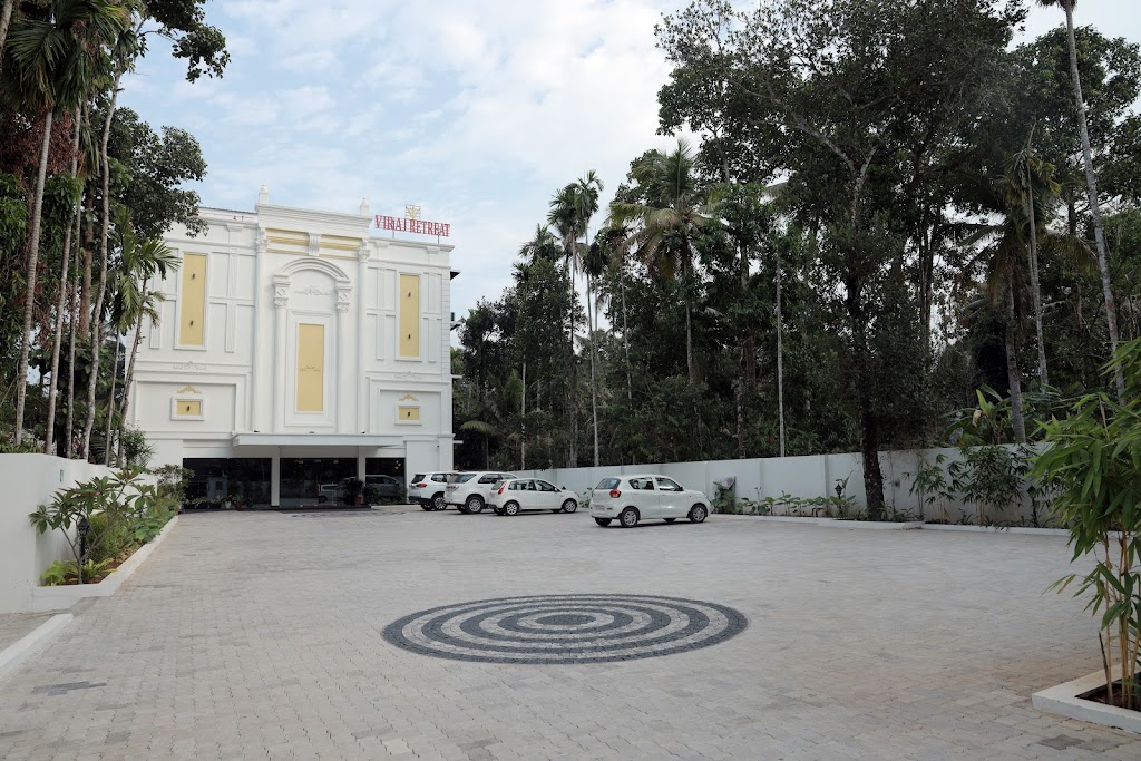 Hotel Viraj Retreat