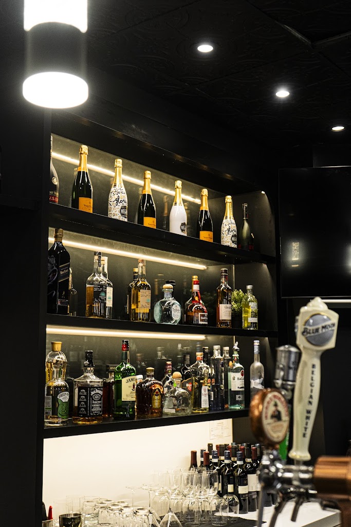 Za Cafe Pizzeria & Bar
