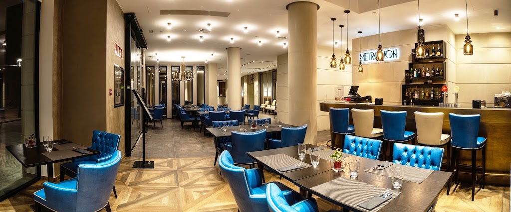 Metronon Gastrobar — Ambiente