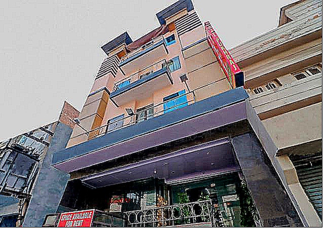 Hotel O Pukhraj