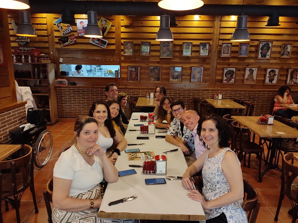 Burguer las Palmeras — Ambiente