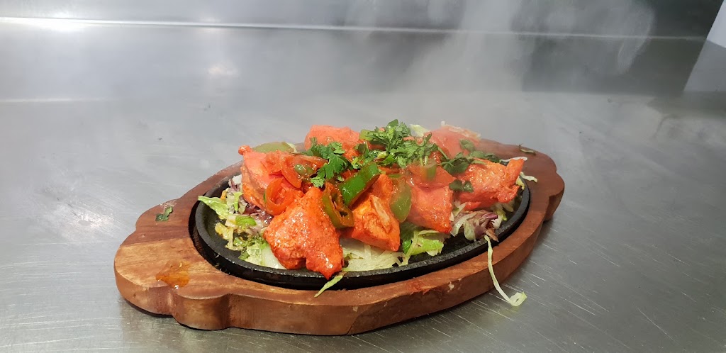 La Pineda Snack Kebab House — Comida y bebida