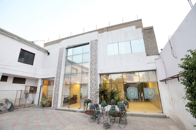 Oyo Hotel Dreamland Resorts