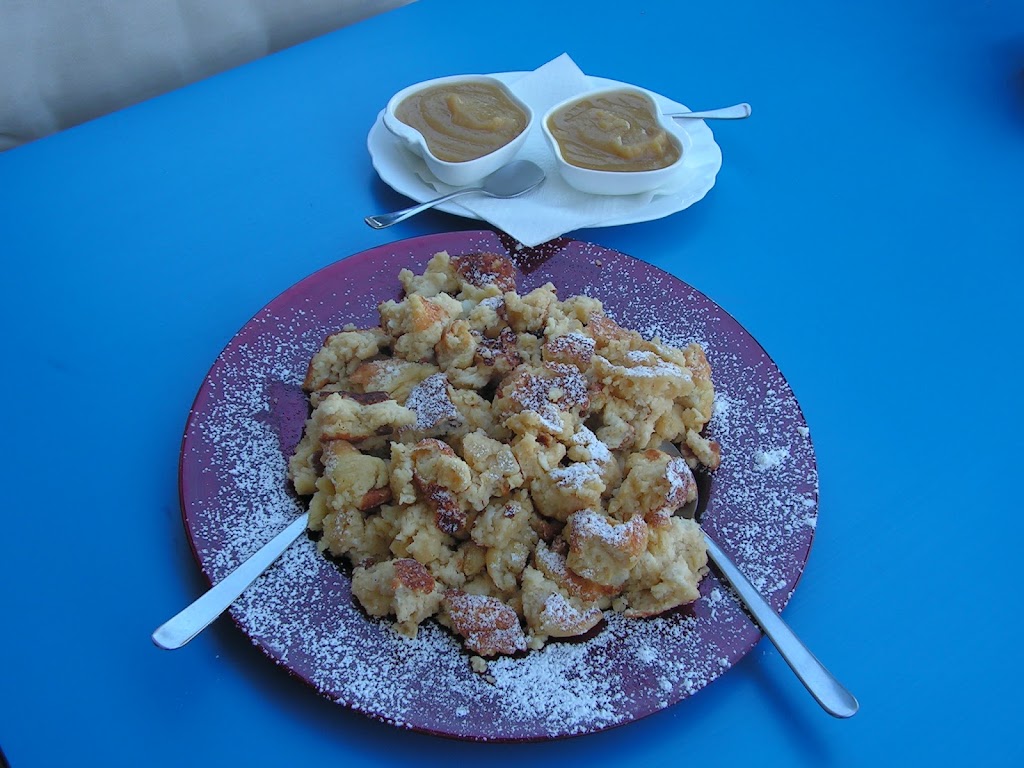 Bar restaurante El Austriaco — Comida y bebida