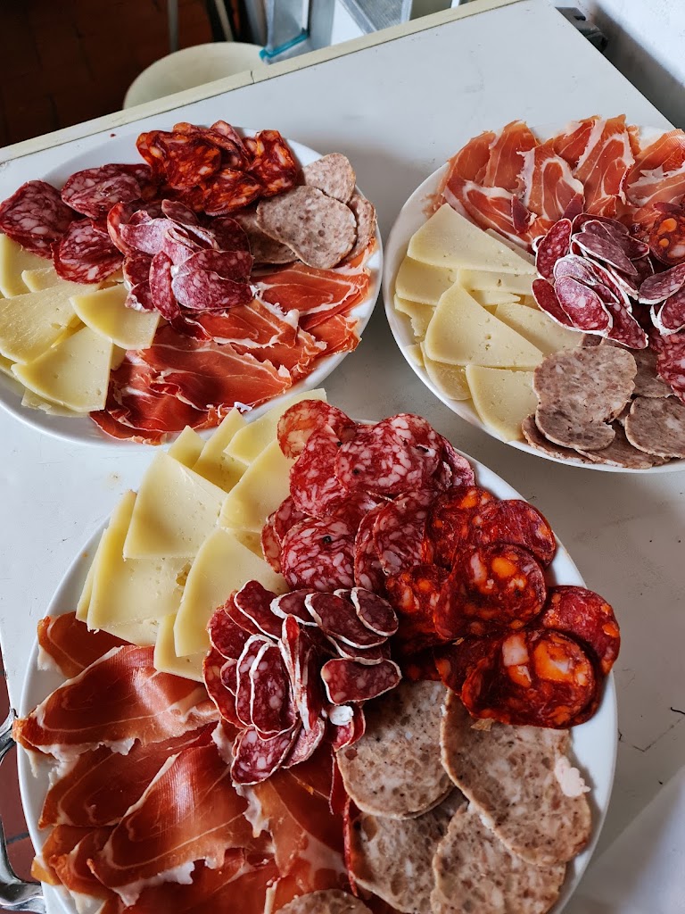 Bar Restaurant Avenida — Comida y bebida