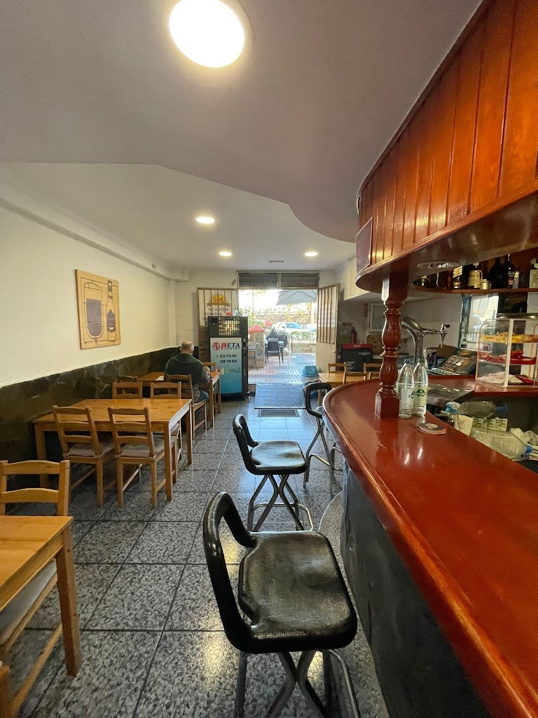 Bar Cafeteria La Esquina de Fernando.
