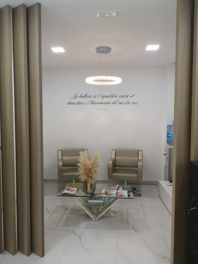 Luxury Beauty by Emma Gil