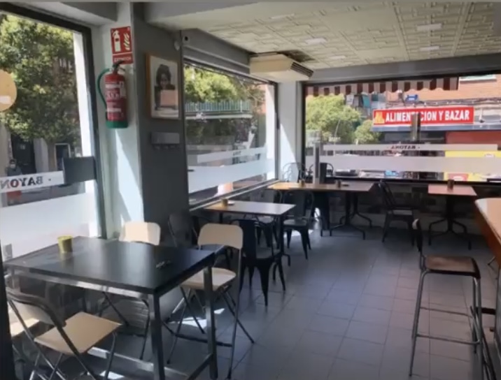 Bayona Bar — Ambiente