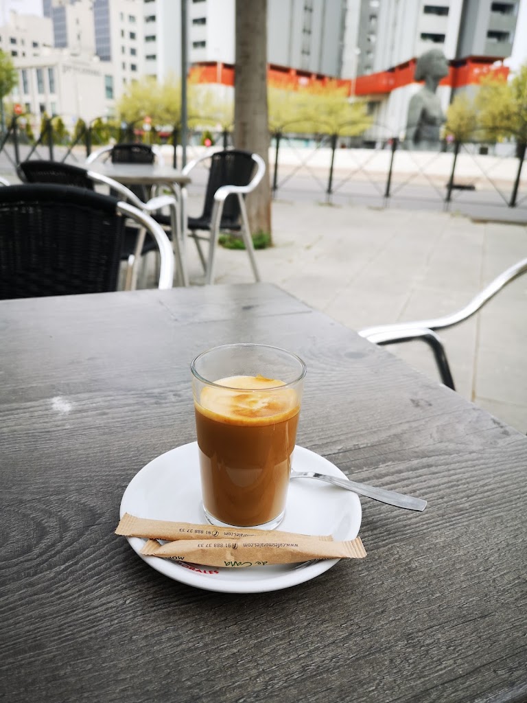 Clasic cafe — Comida y bebida