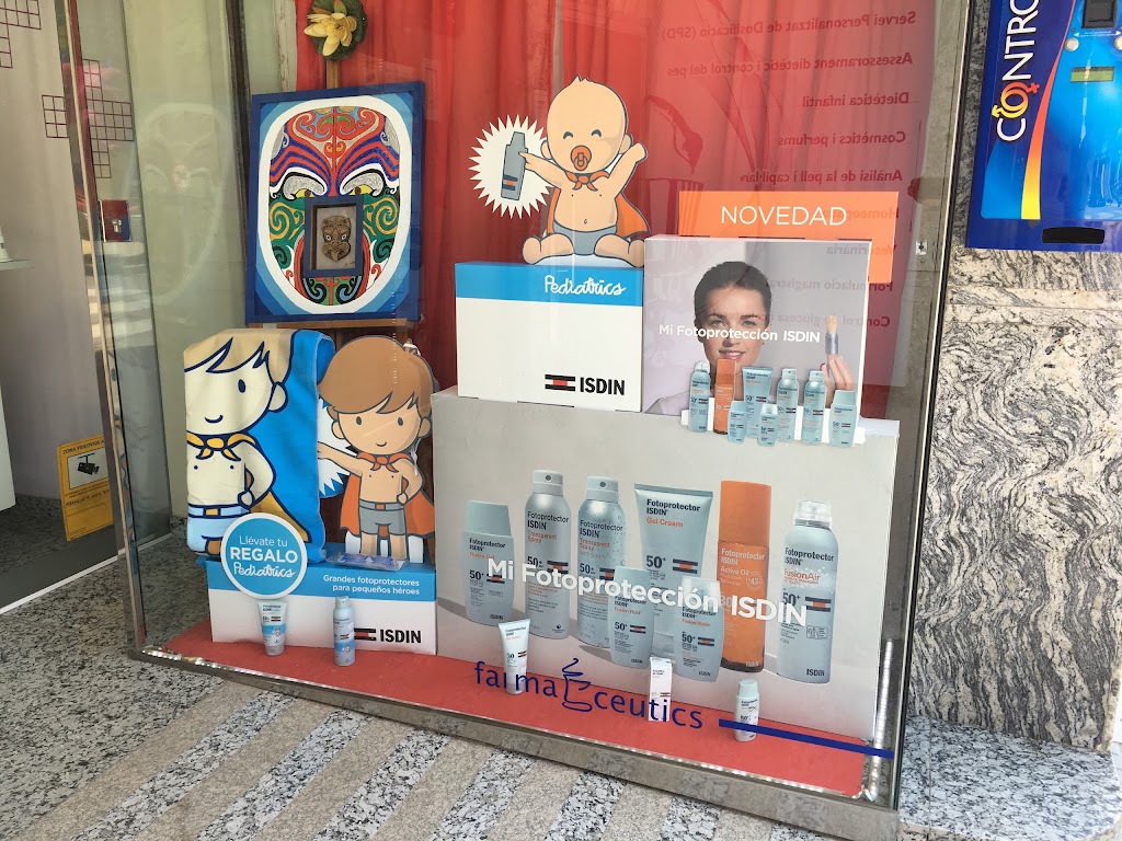 Farmacia Costa Perich — Del propietario