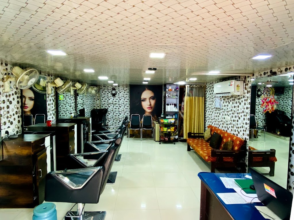 Megha Beauty Salon Medispa Best Salon In Kalyan Nail Salon In Kalyan Ladies Parlour
