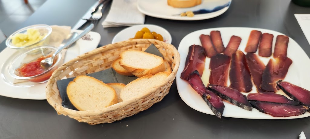 Restaurante Les Tapes de la Iaia — Comida y bebida